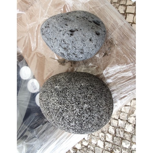 LAVA BLACK PEBBLE